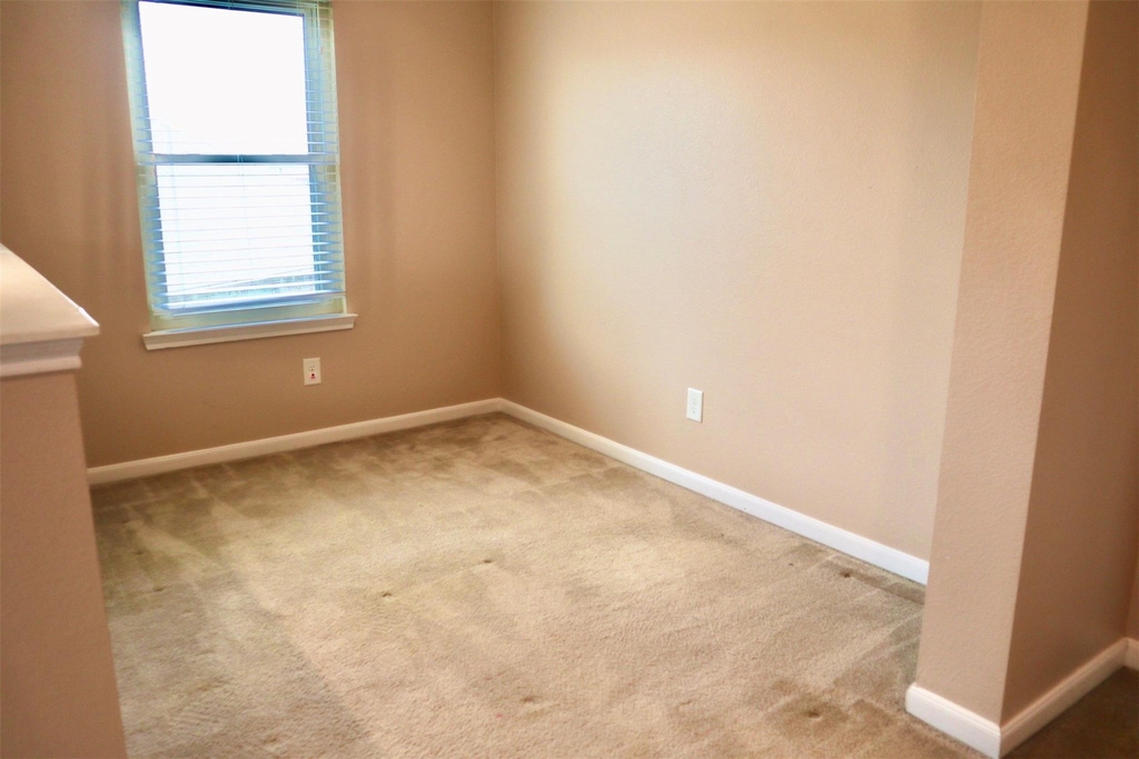 3410 Twin Meadow Lane - Photo 18