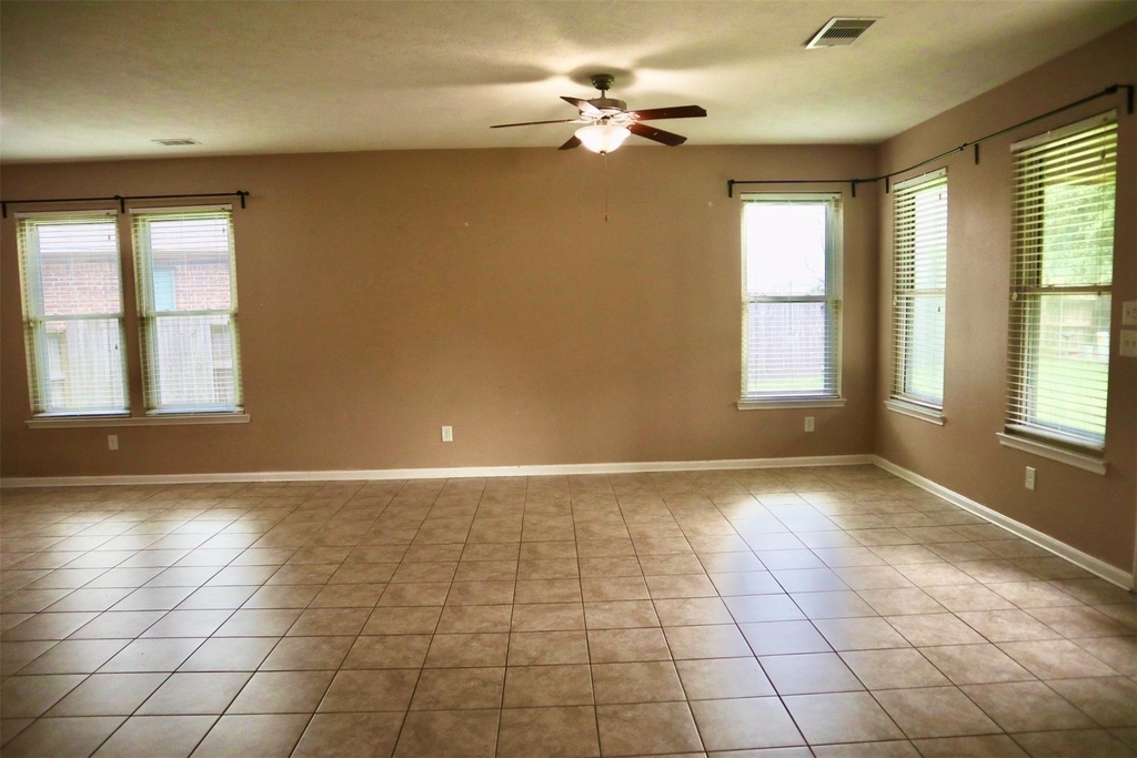 3410 Twin Meadow Lane - Photo 6