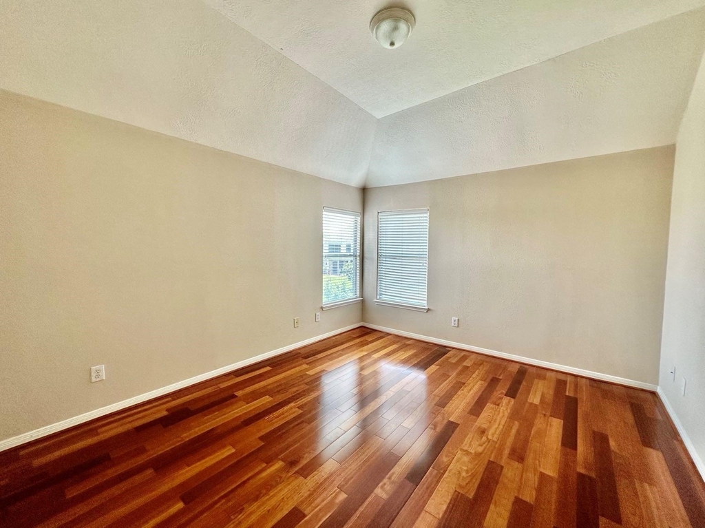 6811 Sable River Court - Photo 11
