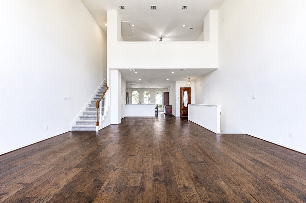 1322 Emancipation Avenue - Photo 9