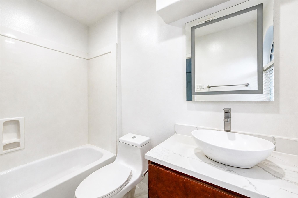 1322 Emancipation Avenue - Photo 29