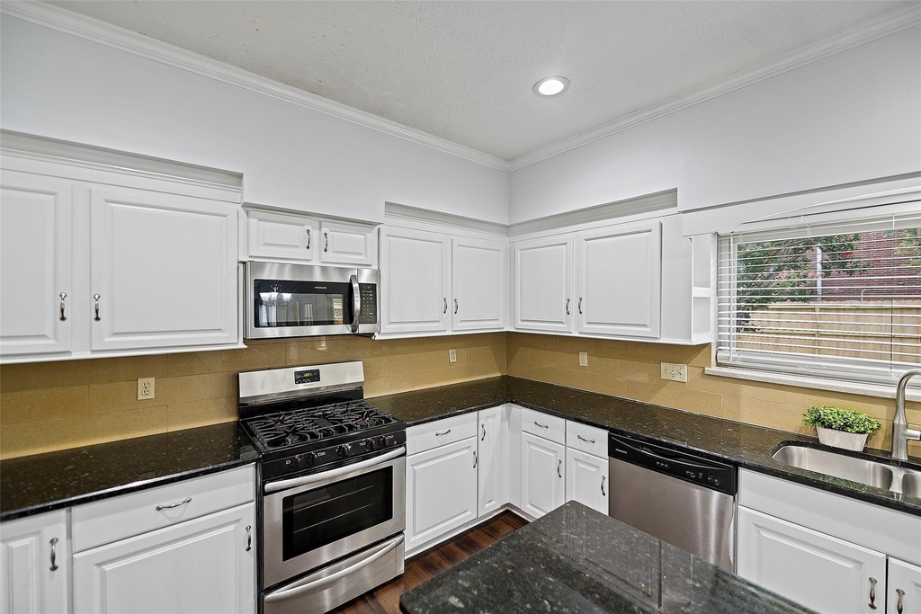 13911 Danton Falls Drive - Photo 10