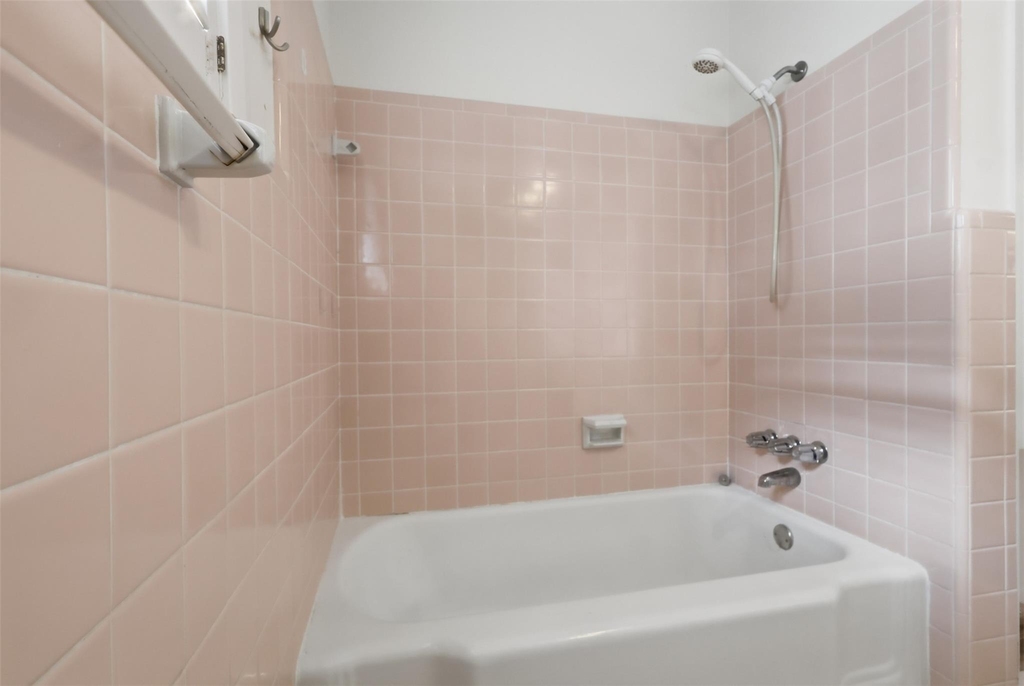 5206 Carew Street - Photo 12