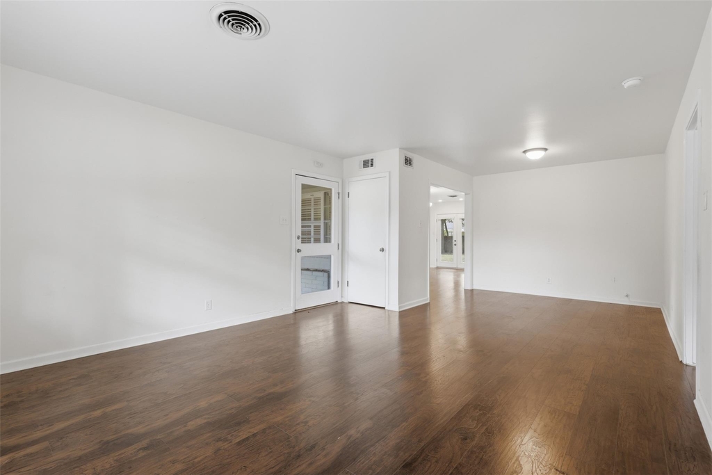 5206 Carew Street - Photo 1
