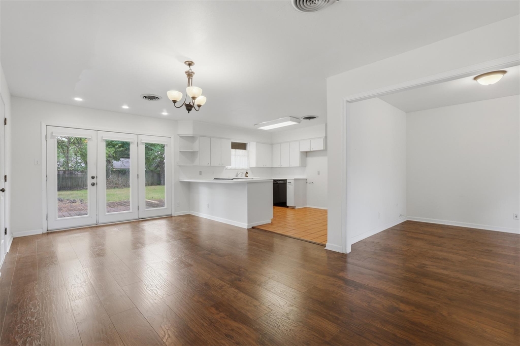 5206 Carew Street - Photo 3