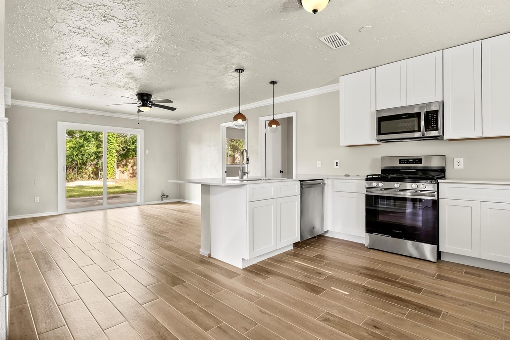 11455 Spottswood Drive - Photo 0