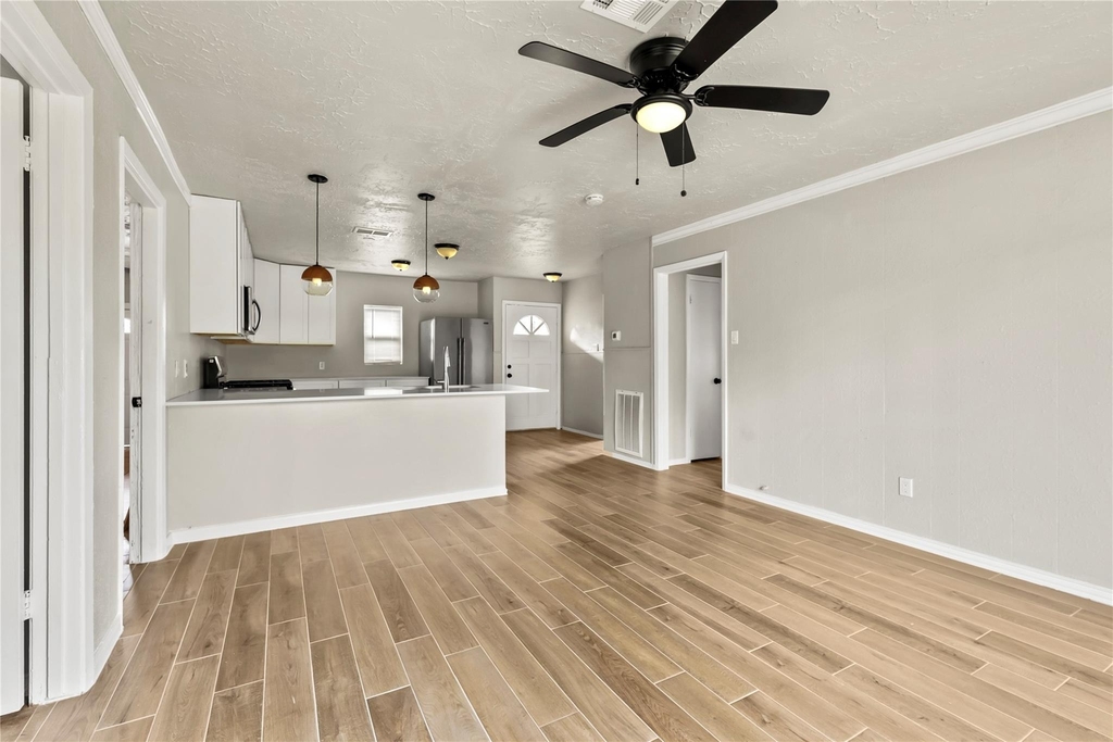 11455 Spottswood Drive - Photo 6