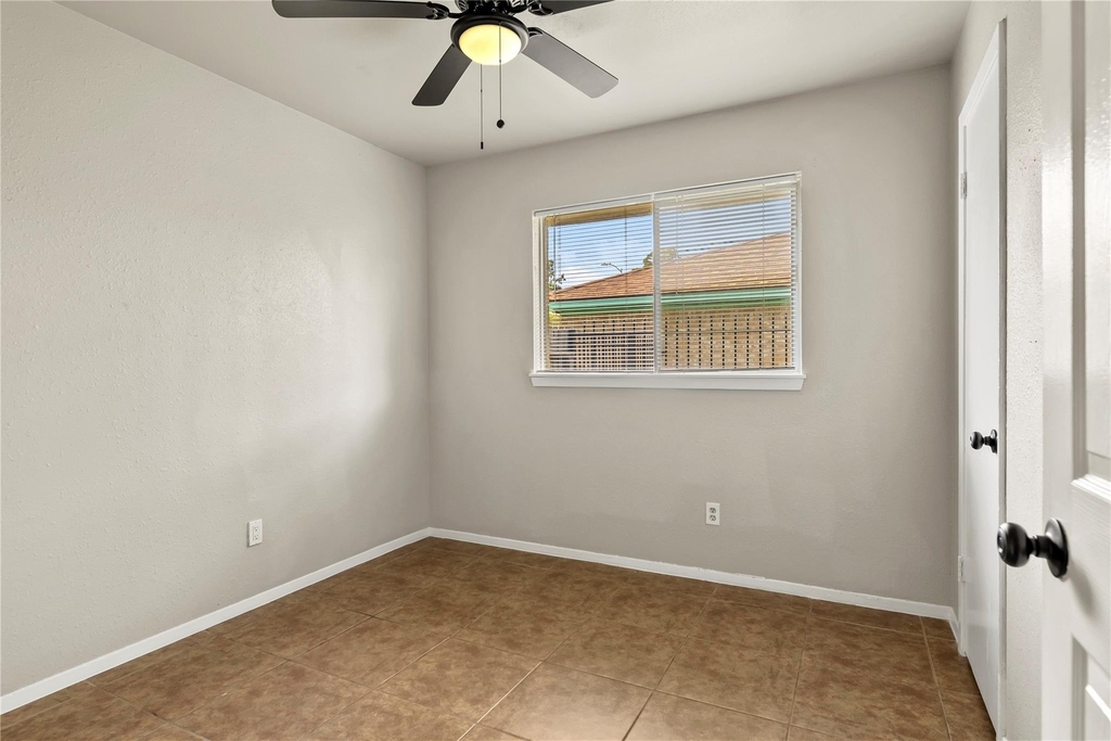 11455 Spottswood Drive - Photo 8