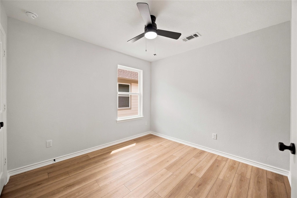 2024 Hampton Street - Photo 15