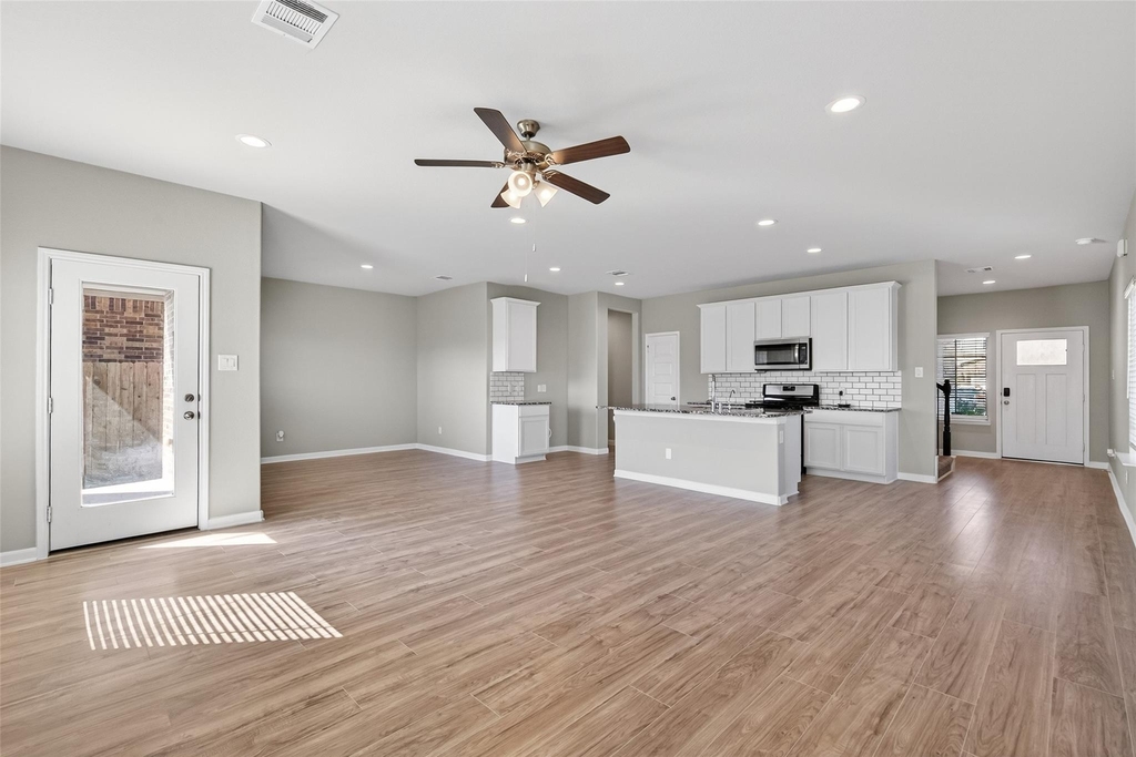 13009 Leisure Cove Drive - Photo 5
