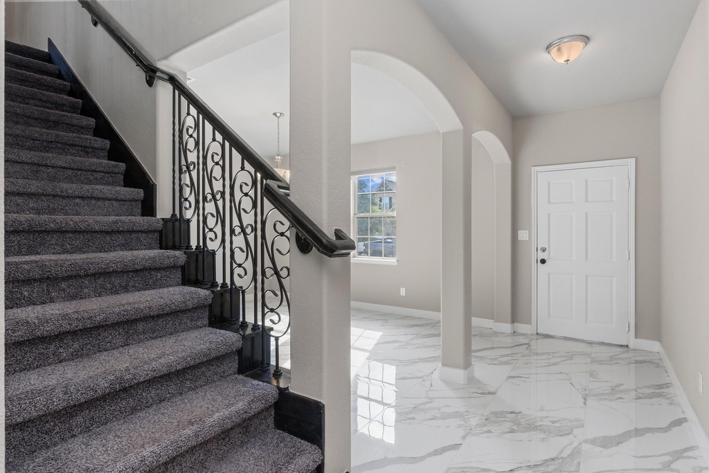 6018 Mapleton Meadow Lane - Photo 18