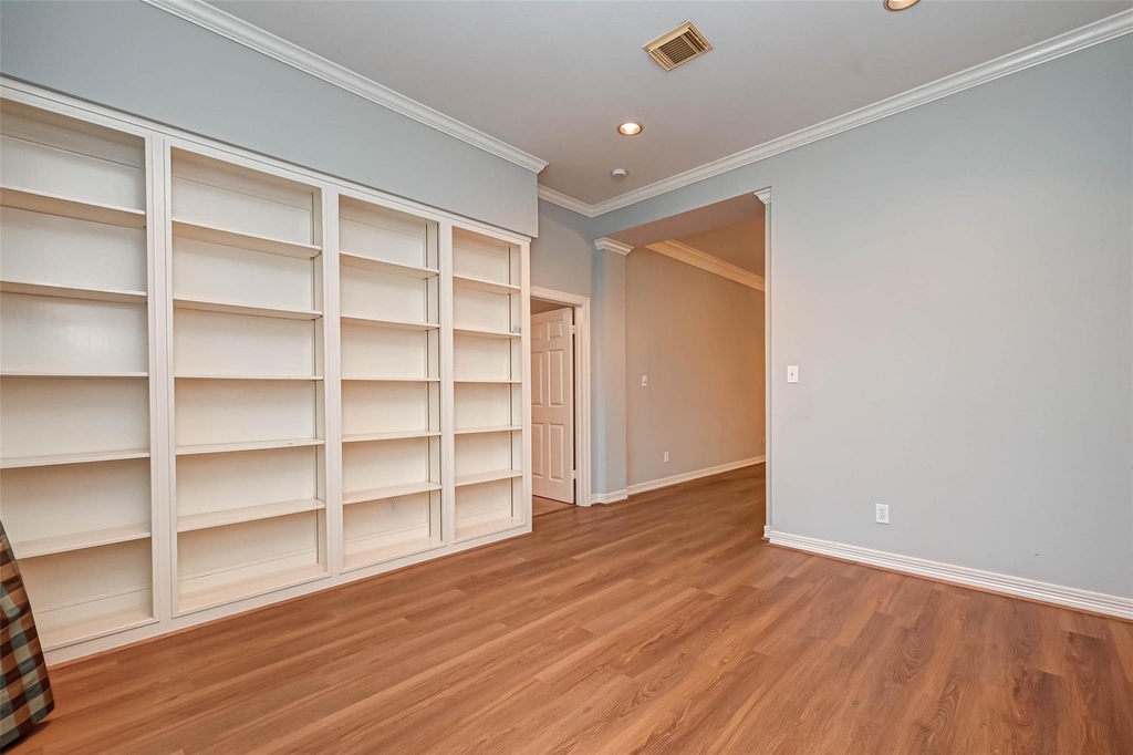 4502 Devonshire Street - Photo 10