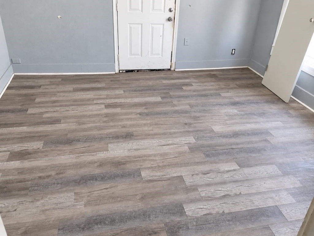 7304 Avenue F - Photo 2