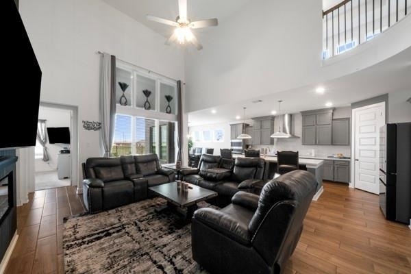 5025 Steady Breeze Drive - Photo 7