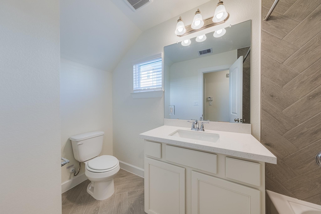 1920 Honey Mound Dr Drive - Photo 4