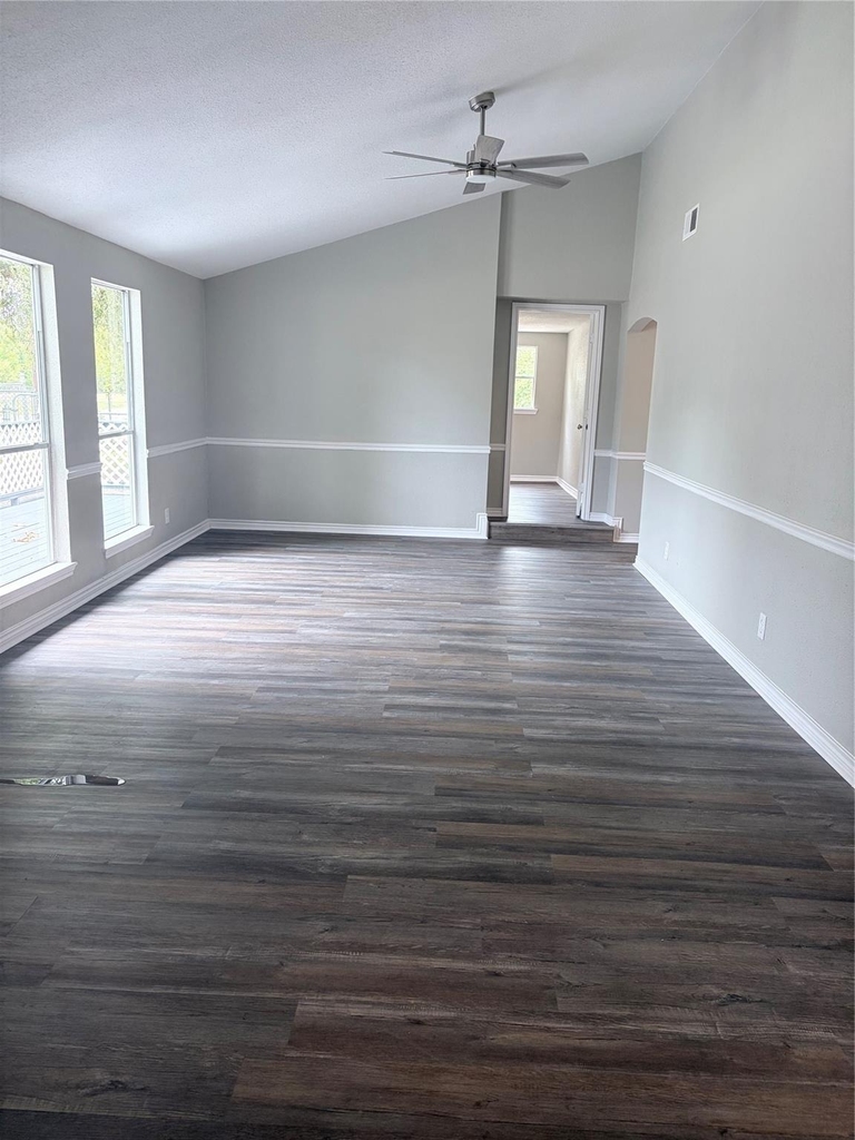 3421 Colorado Avenue - Photo 20