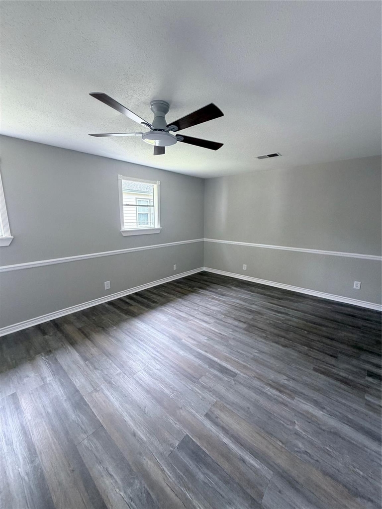 3421 Colorado Avenue - Photo 16