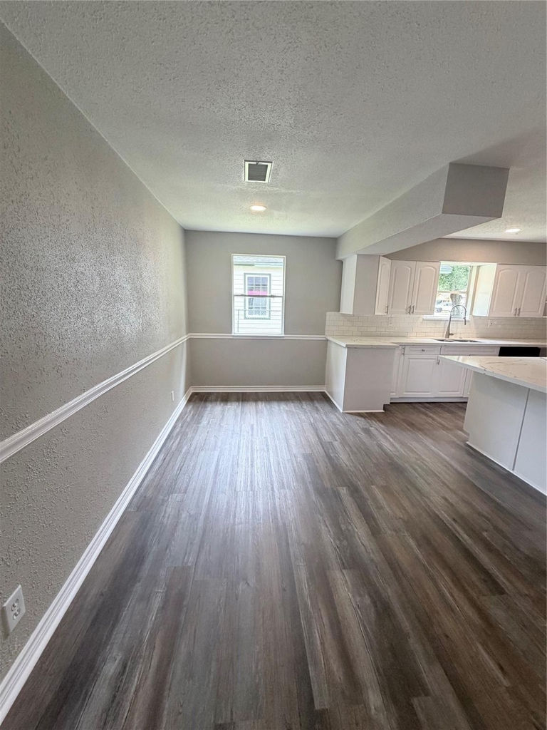 3421 Colorado Avenue - Photo 13