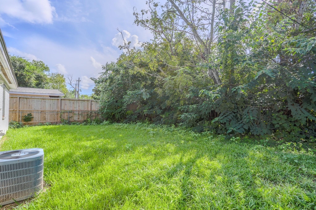 511 Guyer Street - Photo 20