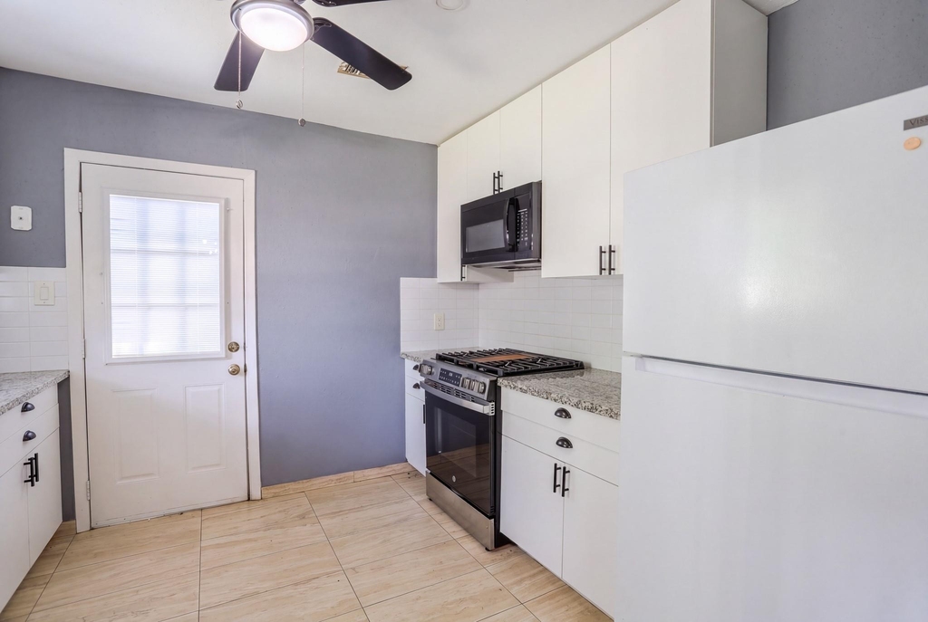 511 Guyer Street - Photo 8