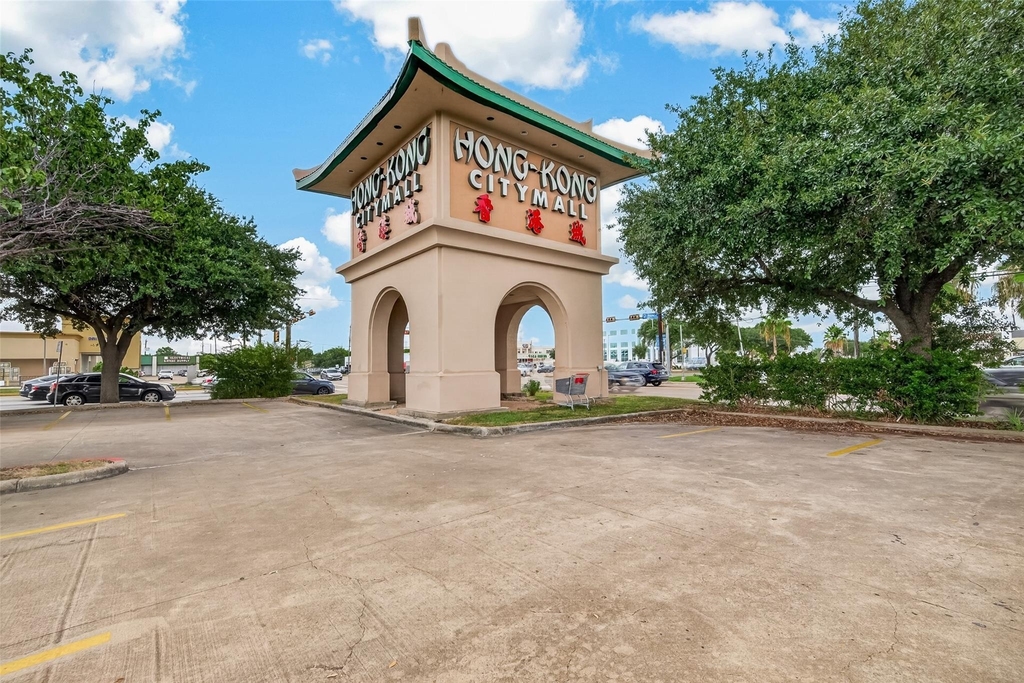 11434 Sharpview Drive - Photo 9