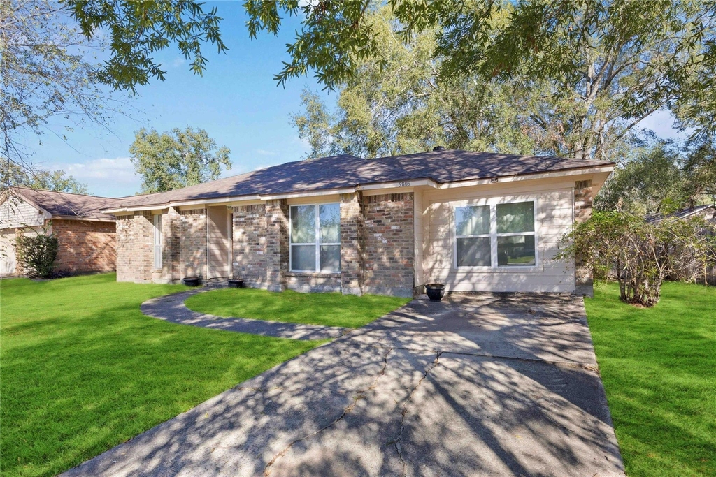 9809 Condor Drive - Photo 0