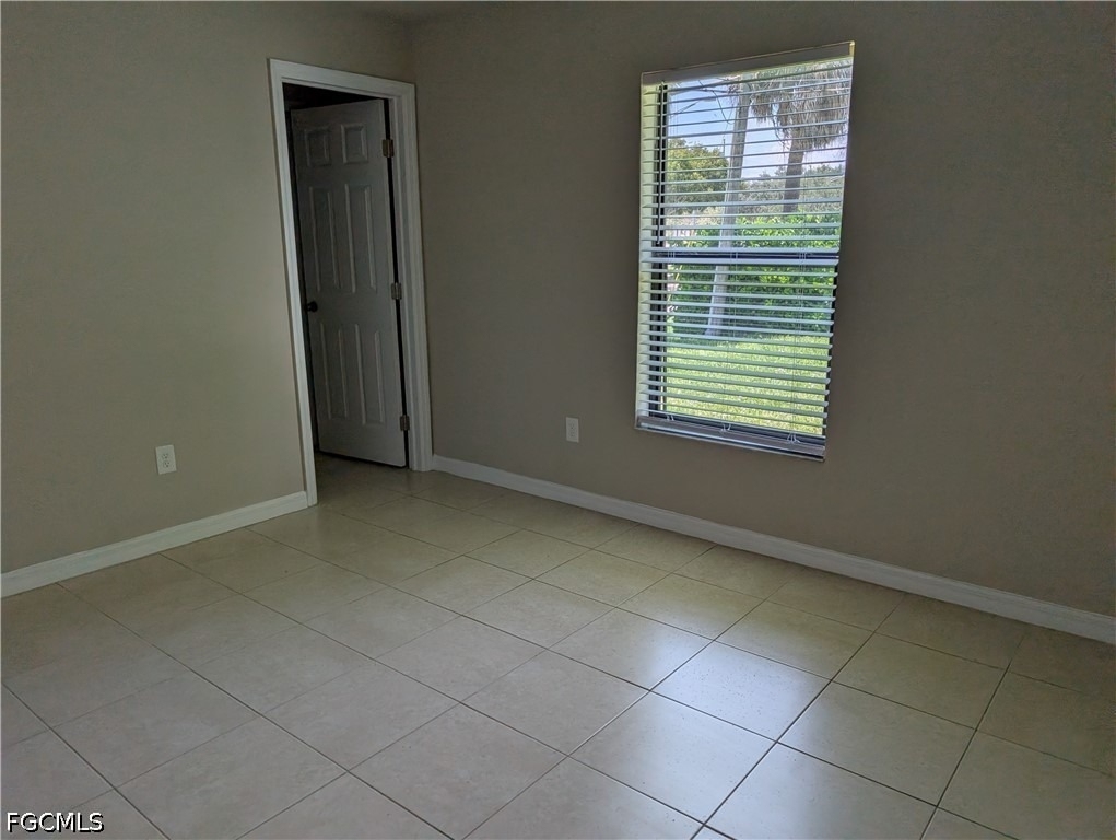 4720 Se 4th Place - Photo 4