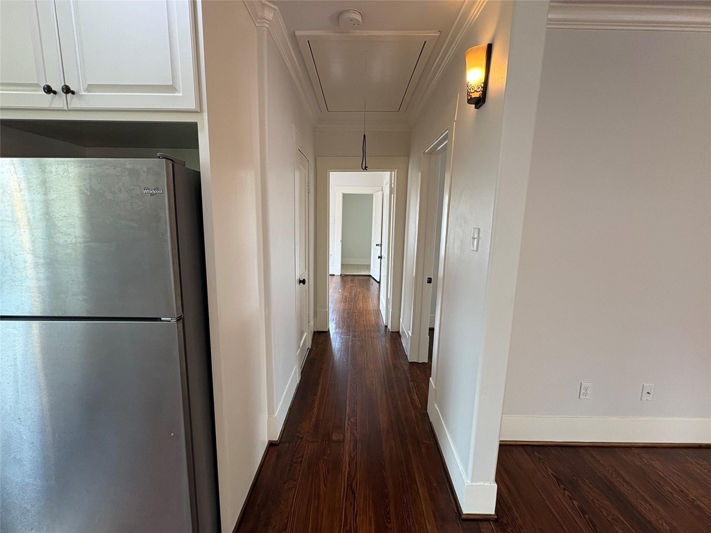 404 E 29th - Photo 20
