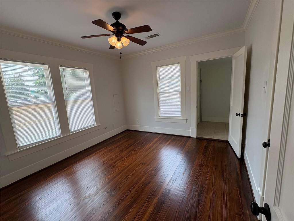 404 E 29th - Photo 21