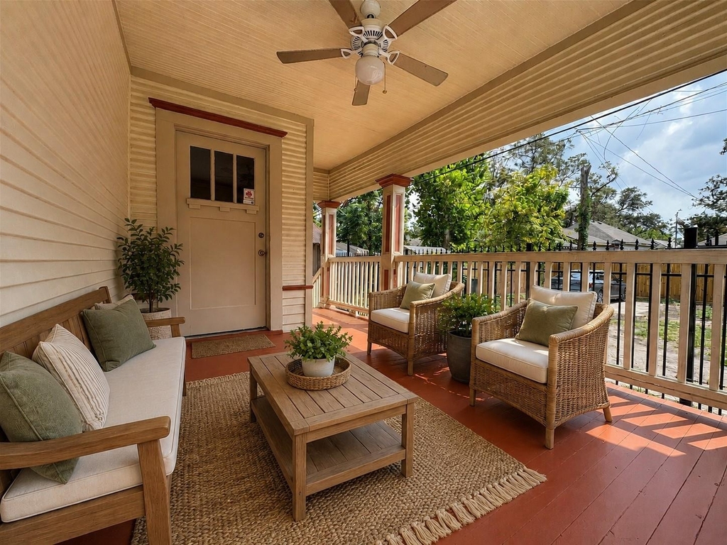 404 E 29th - Photo 5