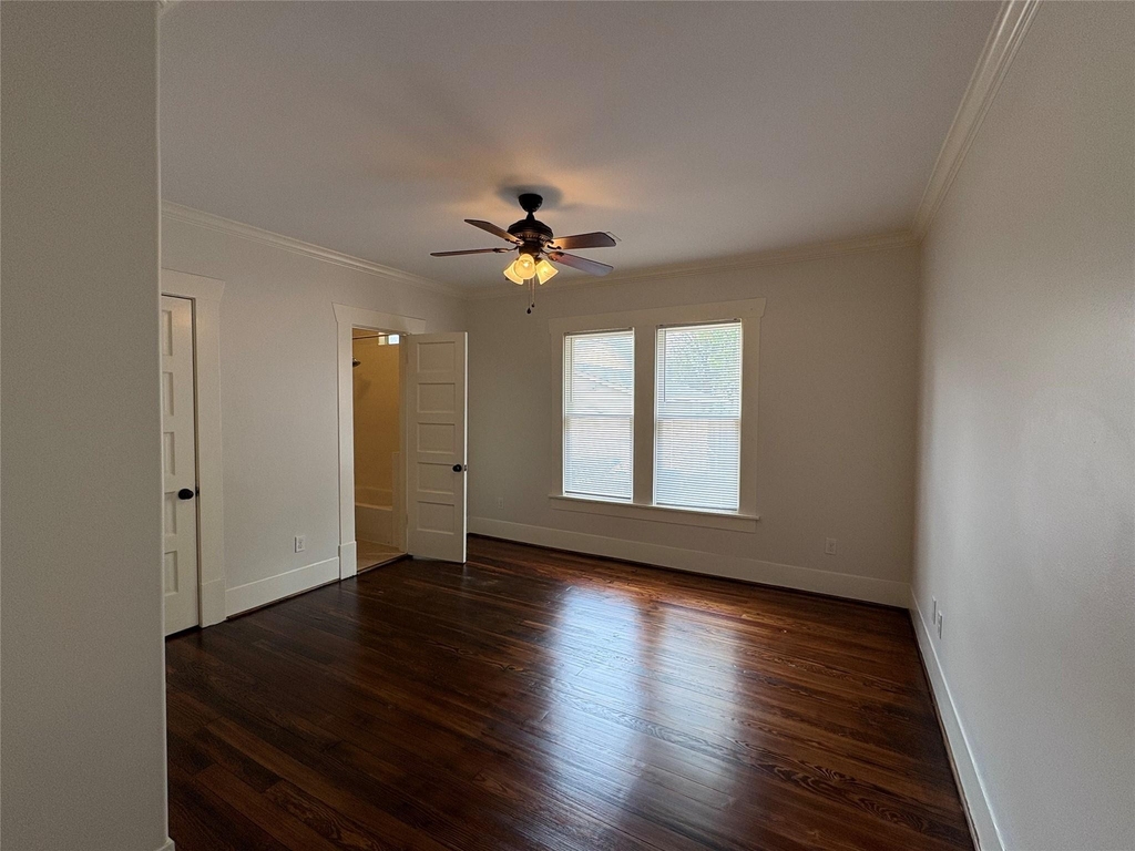 404 E 29th - Photo 18