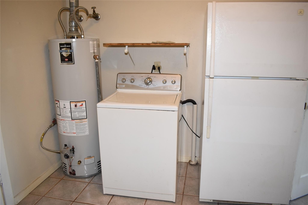 5911 Hornwood Drive - Photo 21