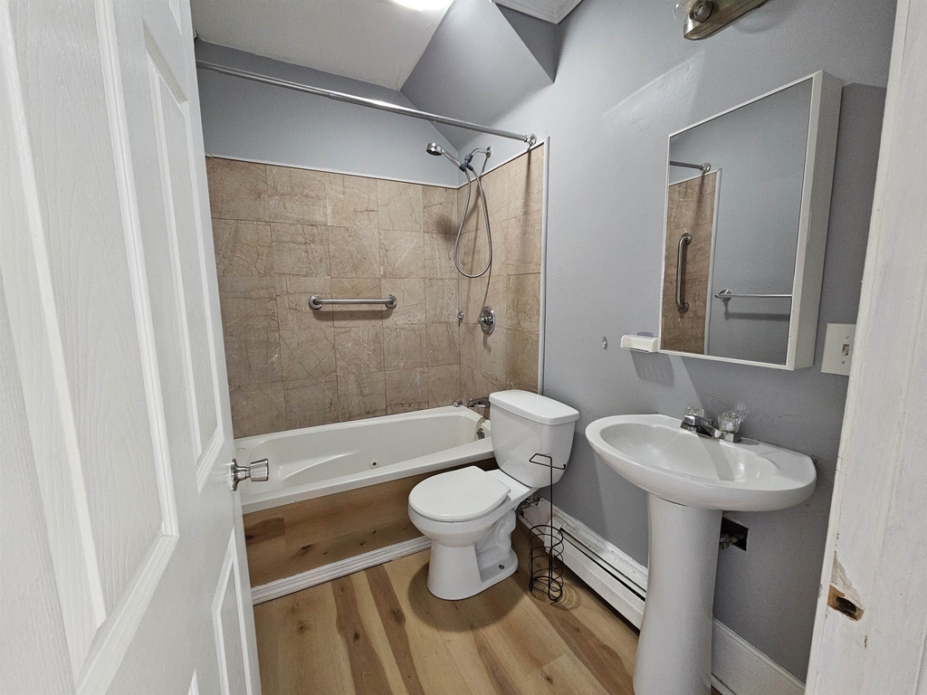 47 Joliette - Photo 3