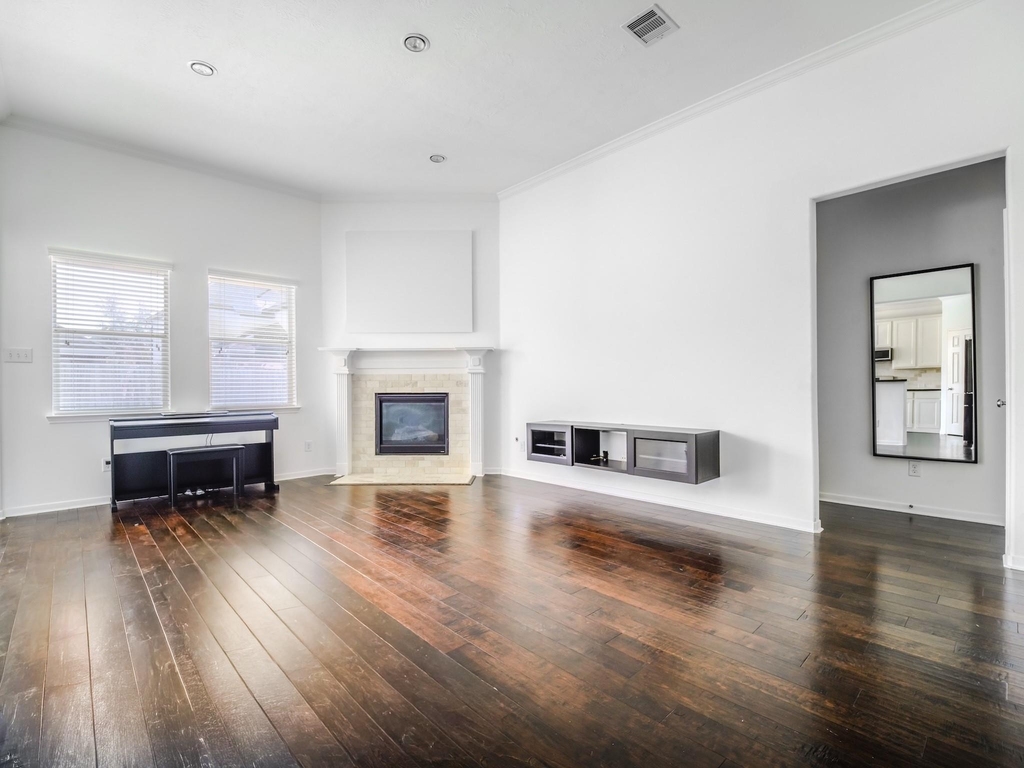 24531 Via Salerno Court - Photo 7