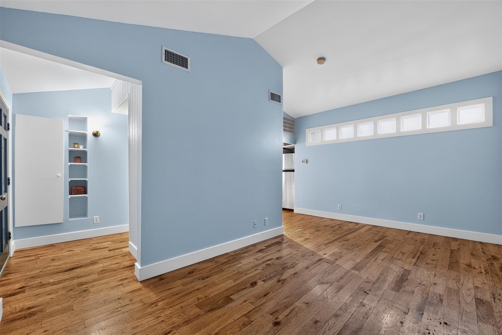 2106 Van Buren Street - Photo 3