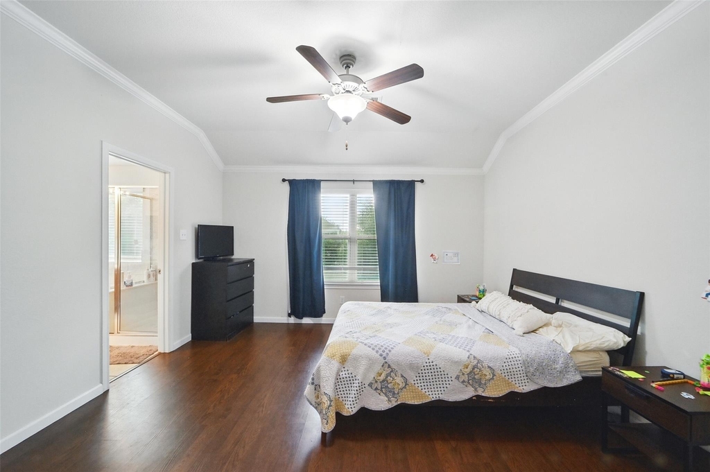 6443 Calgary Woods Lane - Photo 20