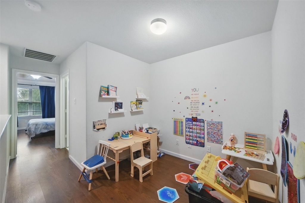6443 Calgary Woods Lane - Photo 19