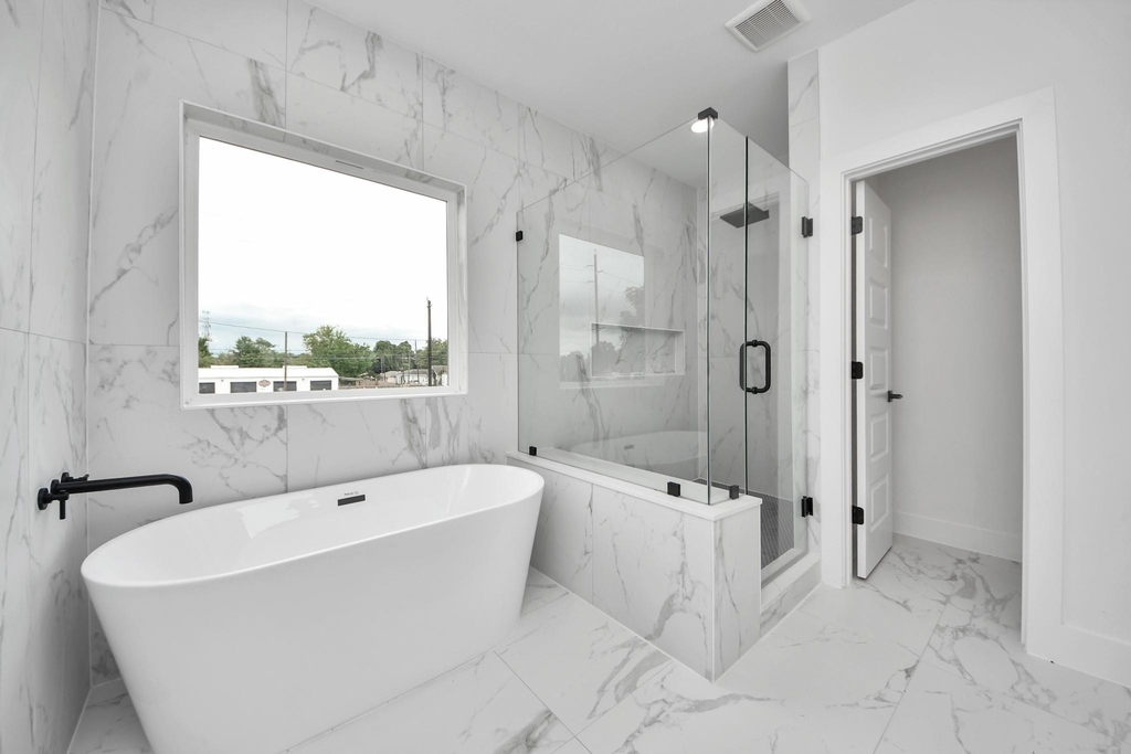 2604 Winbern Street - Photo 24
