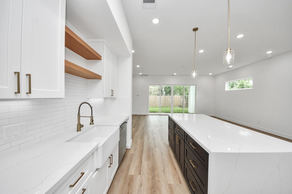 2604 Winbern Street - Photo 14