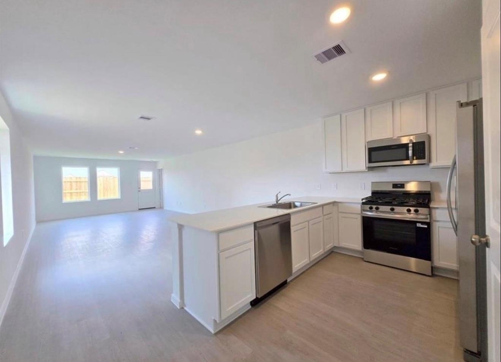 28818 Texas Sparrow Ln - Photo 4