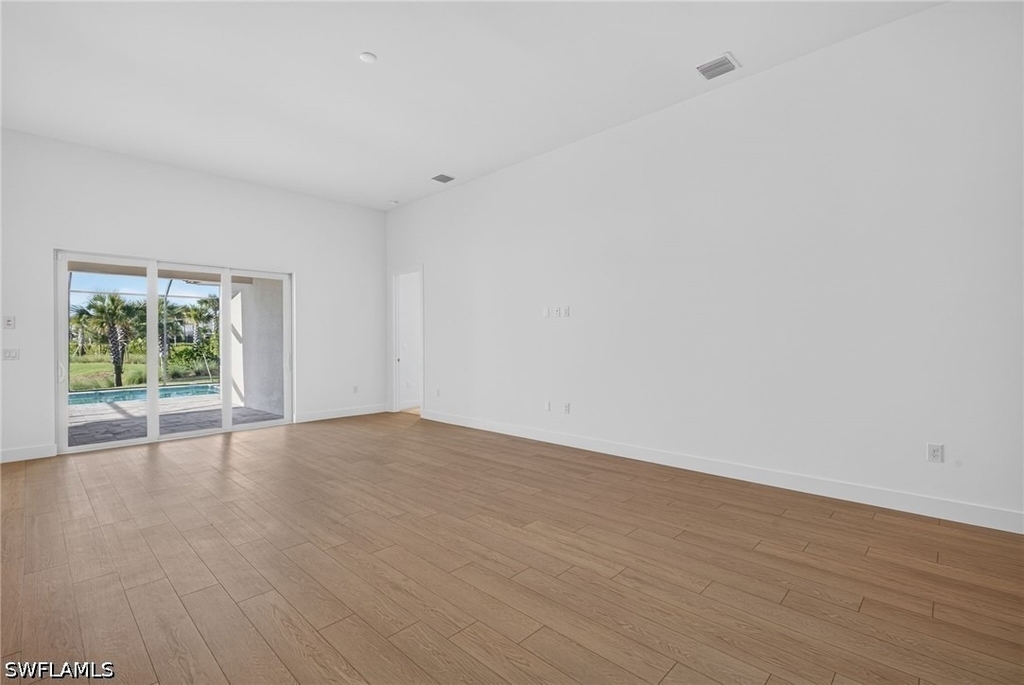 9056 Wisteria Way - Photo 4