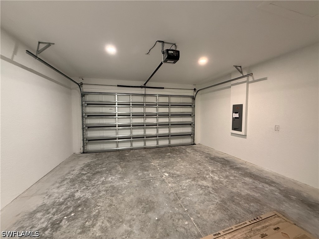 469 Woodman Drive - Photo 15