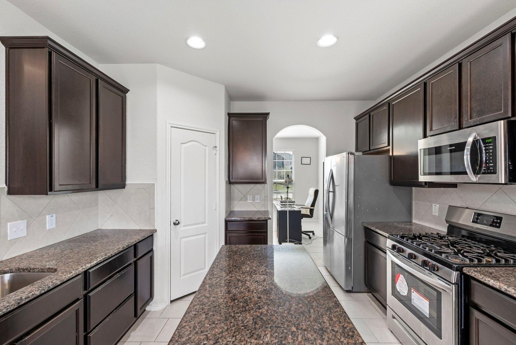 2306 Ocean Pass Lane - Photo 10