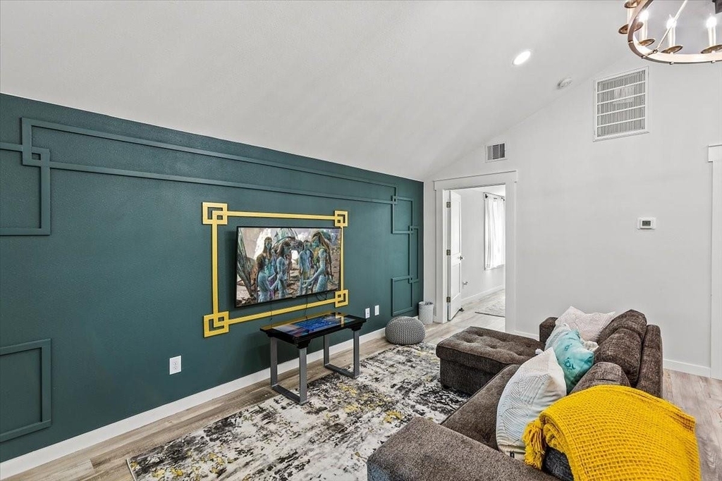5423 Avenue R - Photo 1
