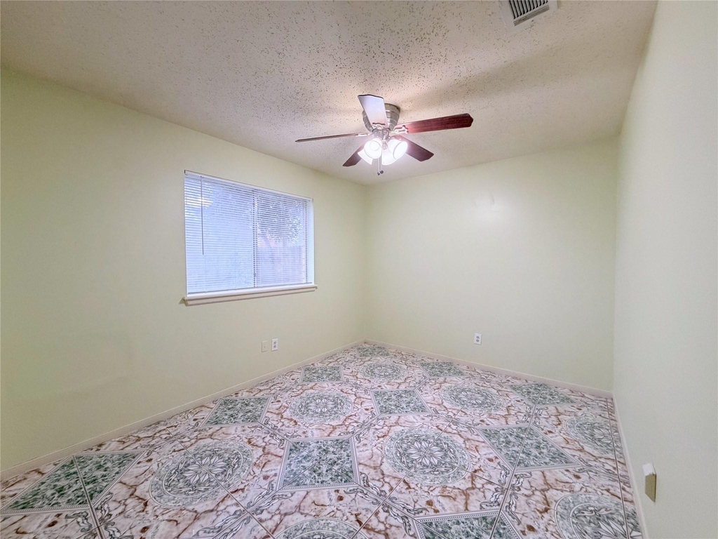 6711 Prairie Village Drive - Photo 14