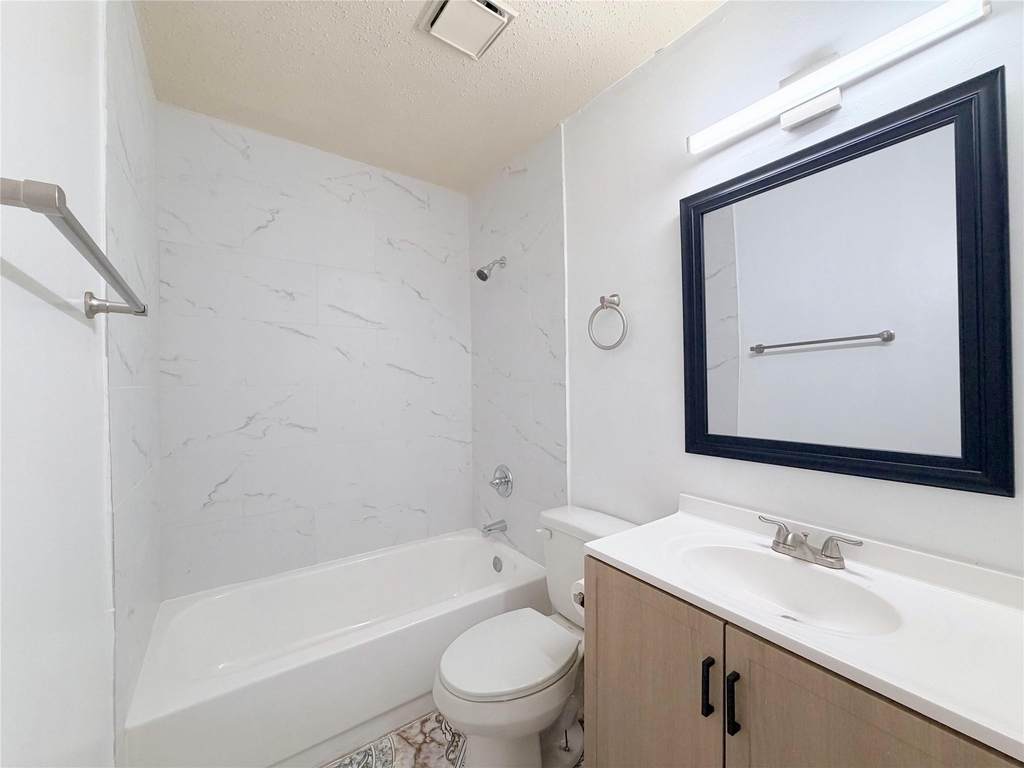 6711 Prairie Village Drive - Photo 17