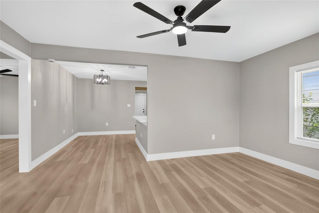 6909 Anderson Street - Photo 3