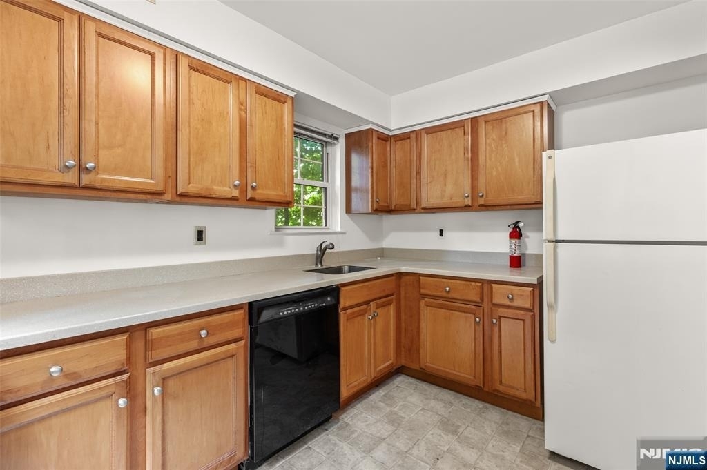 87 Poplar - Photo 9