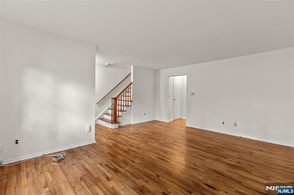 87 Poplar - Photo 5