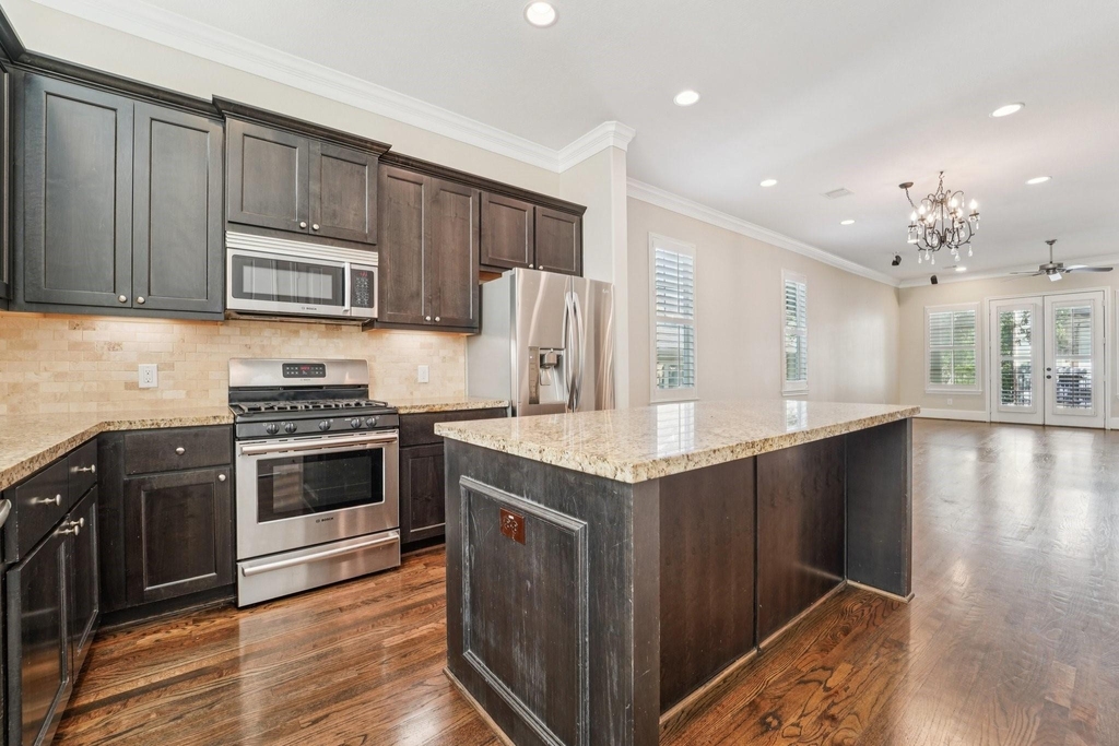 2421 Beall Street - Photo 14